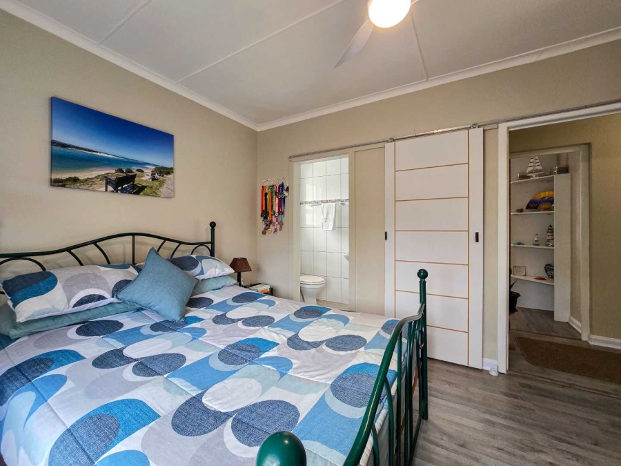 3 Bedroom Property for Sale in Stilbaai Wes Western Cape